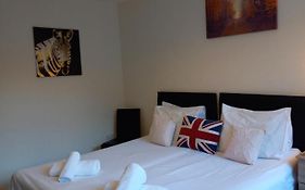 Station Apartment